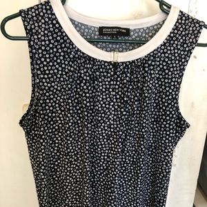 “Jones New York Co” Blue/white sleeveless blouse
